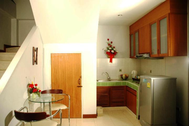 Chayada Garden House And Resort Hotel Накхонратчасіма Номер фото