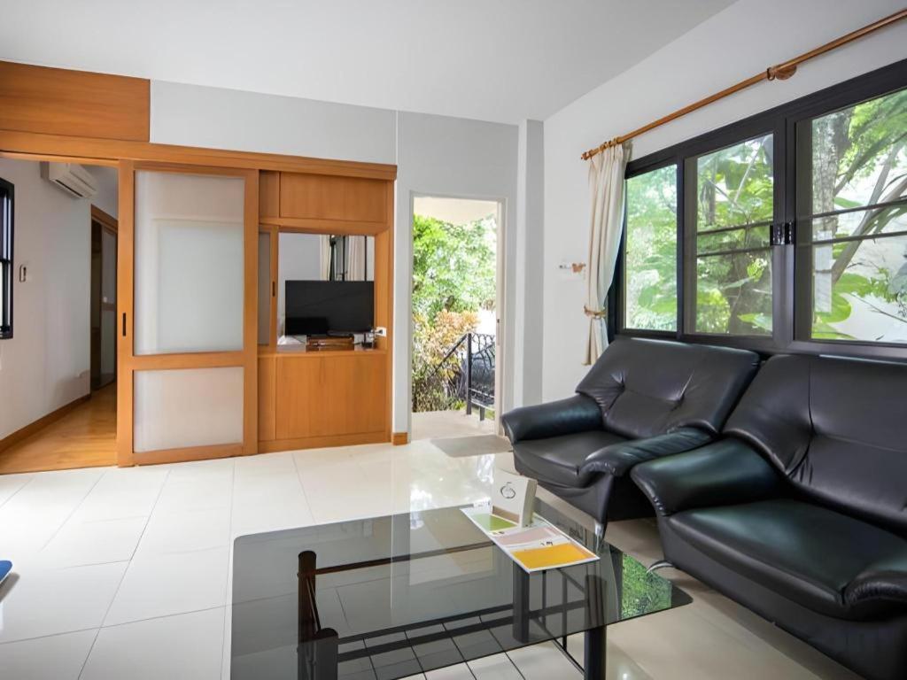 Chayada Garden House And Resort Hotel Накхонратчасіма Екстер'єр фото