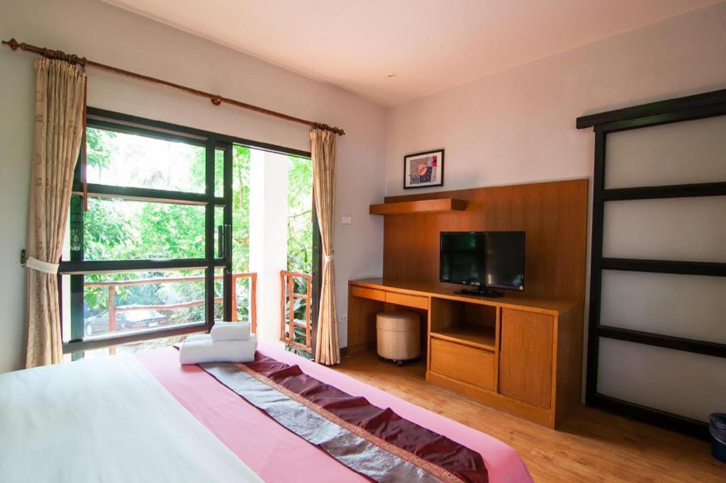 Chayada Garden House And Resort Hotel Накхонратчасіма Екстер'єр фото
