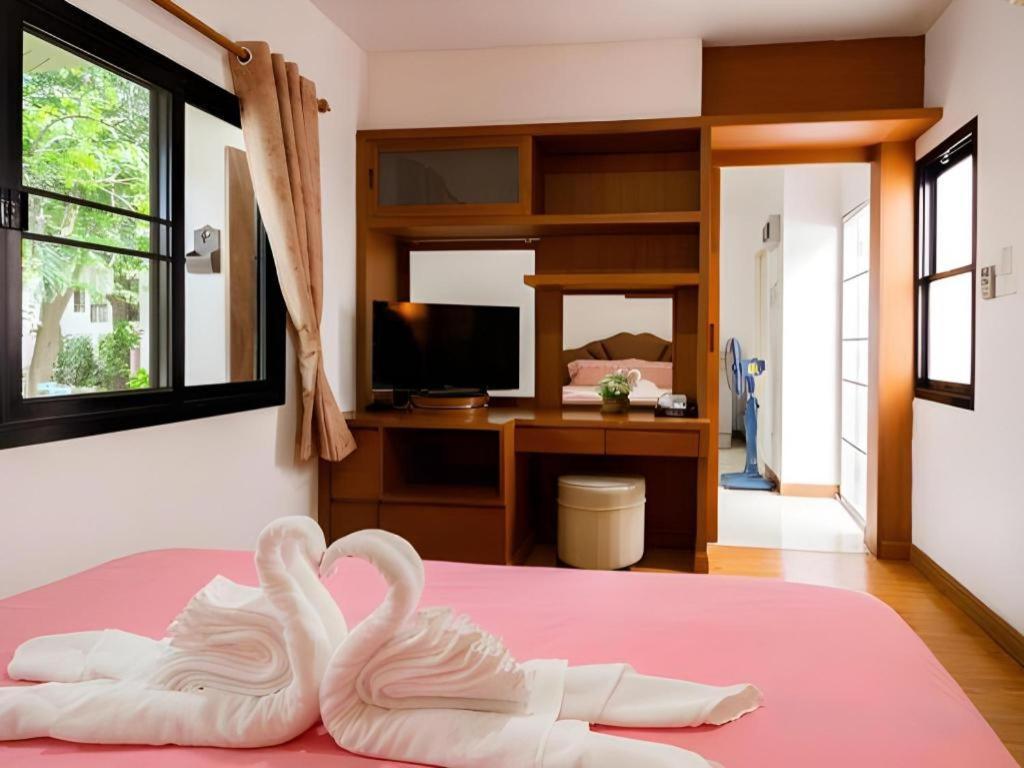 Chayada Garden House And Resort Hotel Накхонратчасіма Екстер'єр фото