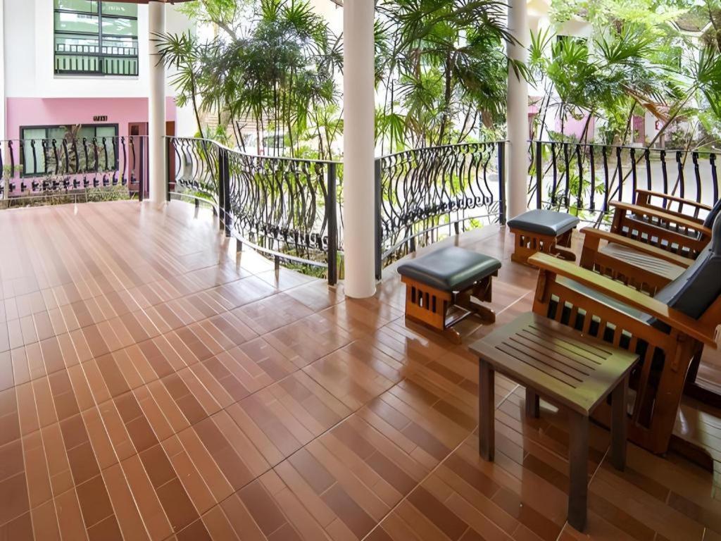 Chayada Garden House And Resort Hotel Накхонратчасіма Екстер'єр фото